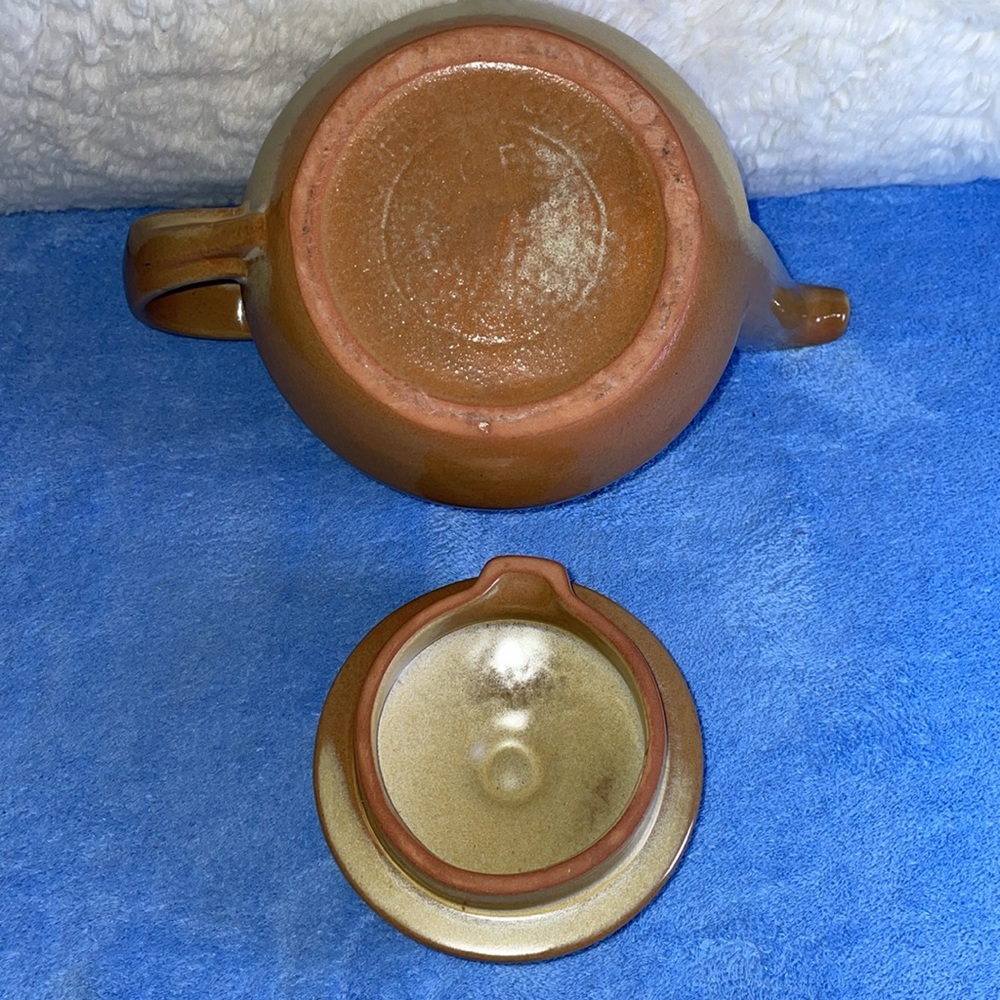Vintage Frankoma Large Teapot with Lid. - Picture 4 of 4